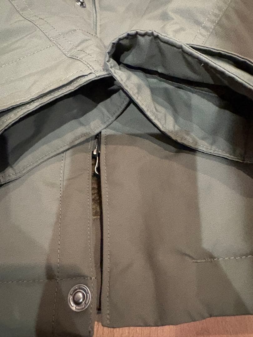 美品Patagonia パタゴニア　イスマスパーカー　メンズS オリーブグリーン