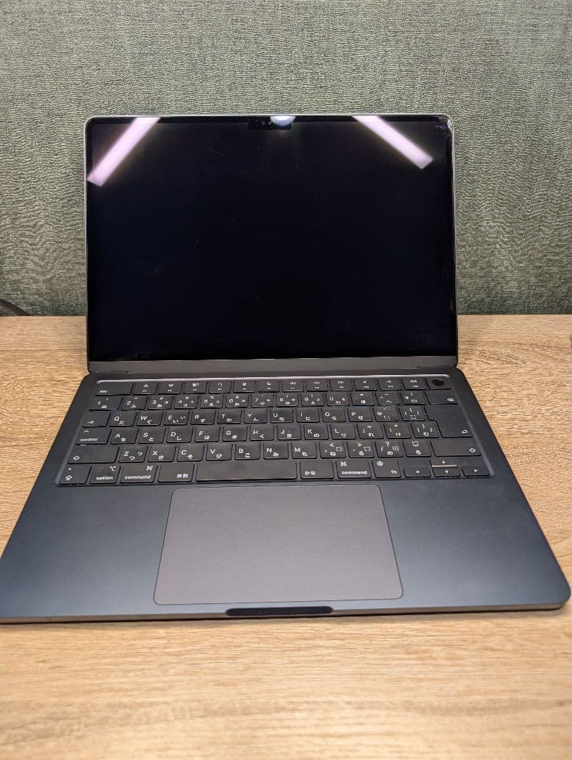 Apple MacBook Air M3 8GB 256GB 画面割れ