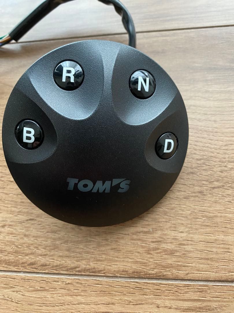 トムス TOM’S シフトポジションスイッチ 30プリウス
