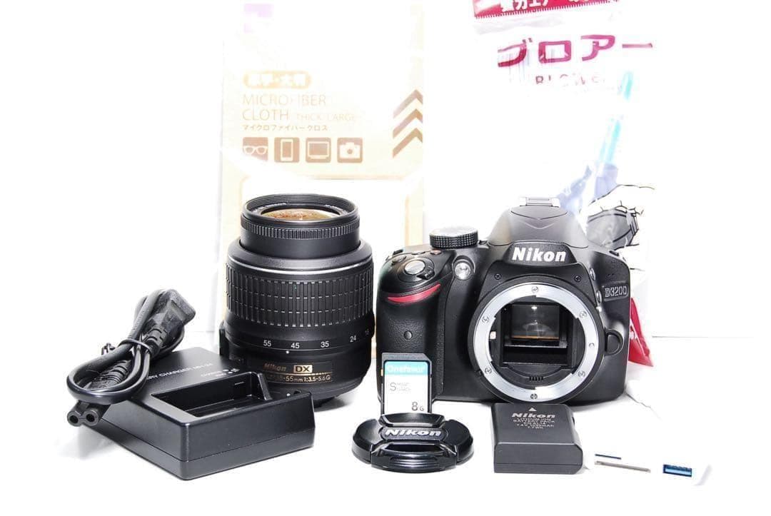 ☘️オマケ豊富☘️Nikon D3200 デジタル一眼レフ　高画質　美品