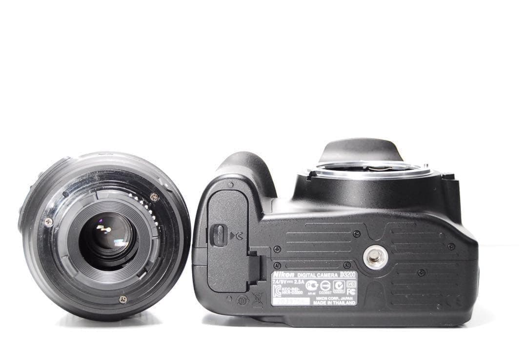 ☘️オマケ豊富☘️Nikon D3200 デジタル一眼レフ　高画質　美品