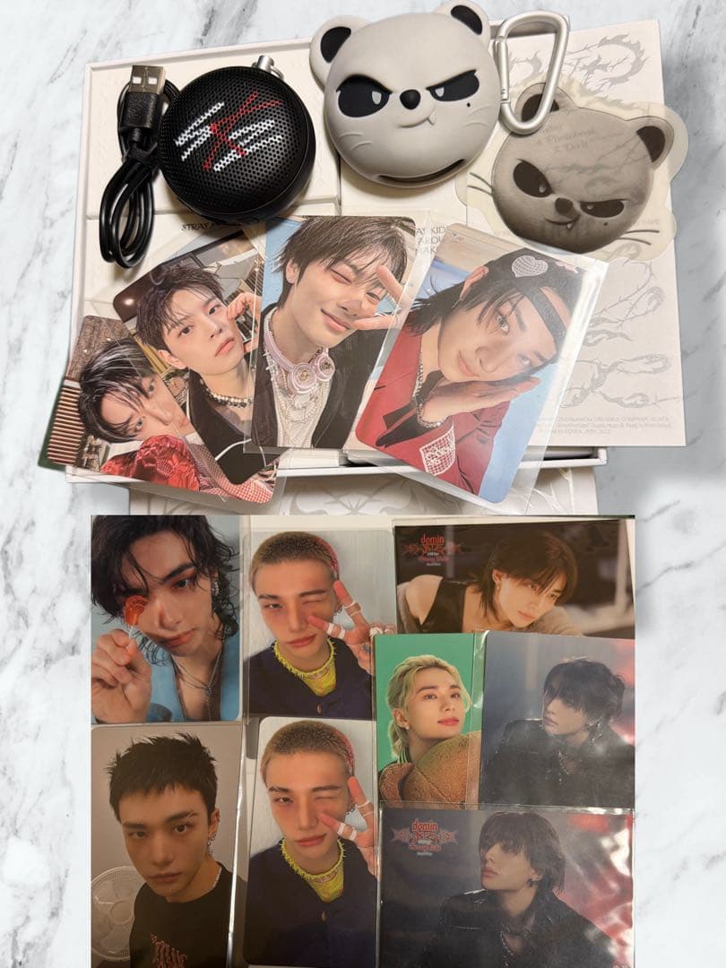 EVIL SKZOO SPEAKER ジニレット ヒョンジン &トレカ