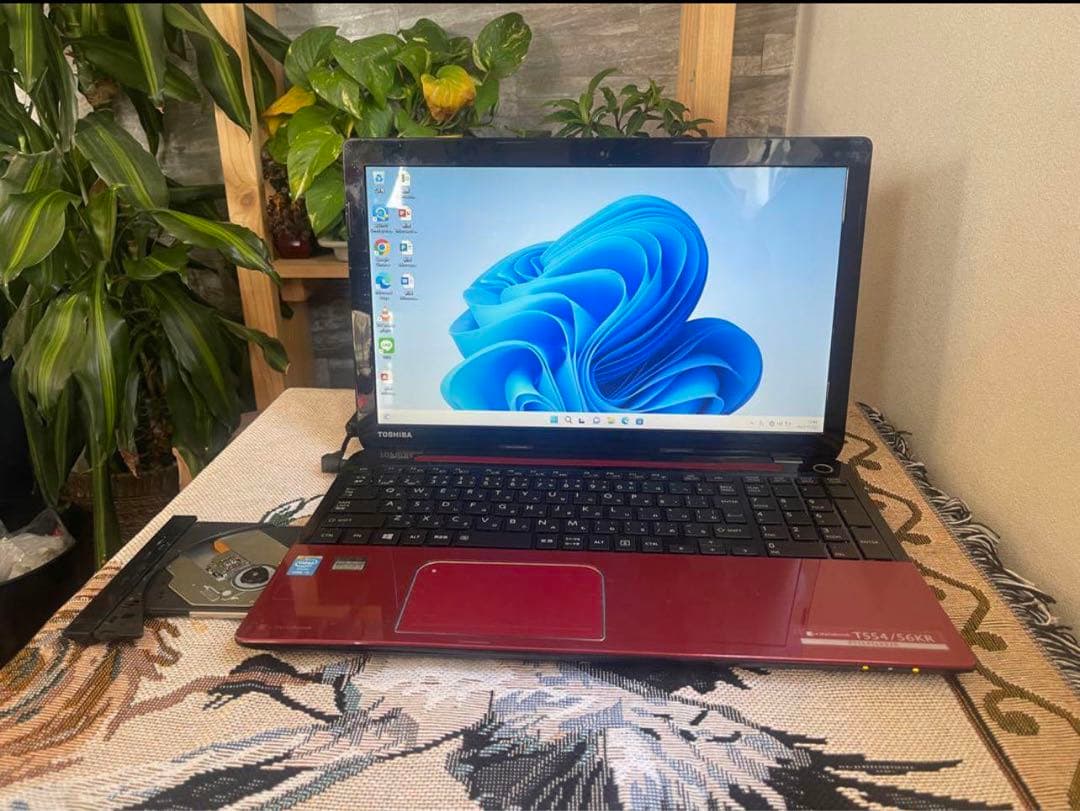 東芝/高性能/win11/レッド/Corei5/パソコンノ-ト