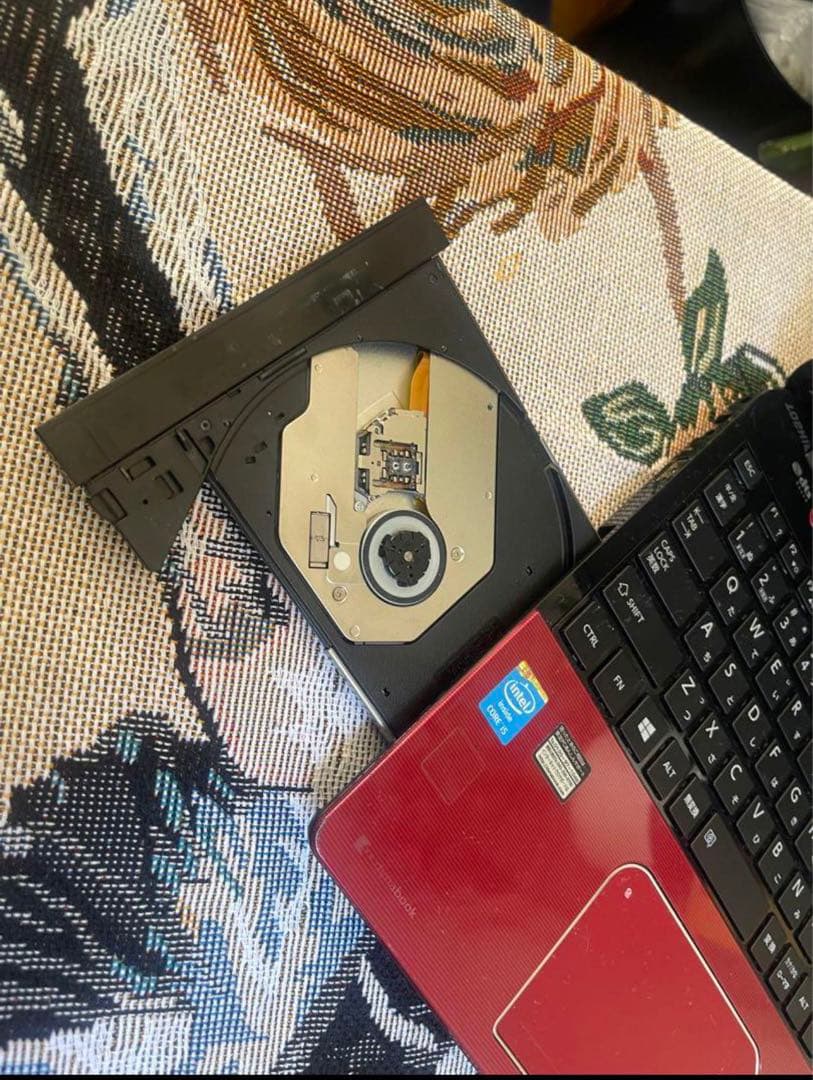 東芝/高性能/win11/レッド/Corei5/パソコンノ-ト