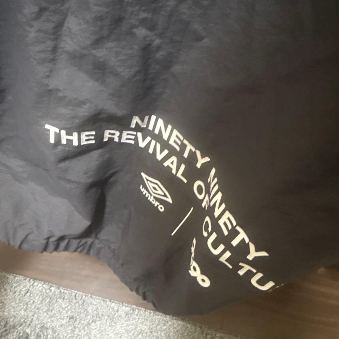 k*a様 umbro ナイロンジャケット グレー/ブラック