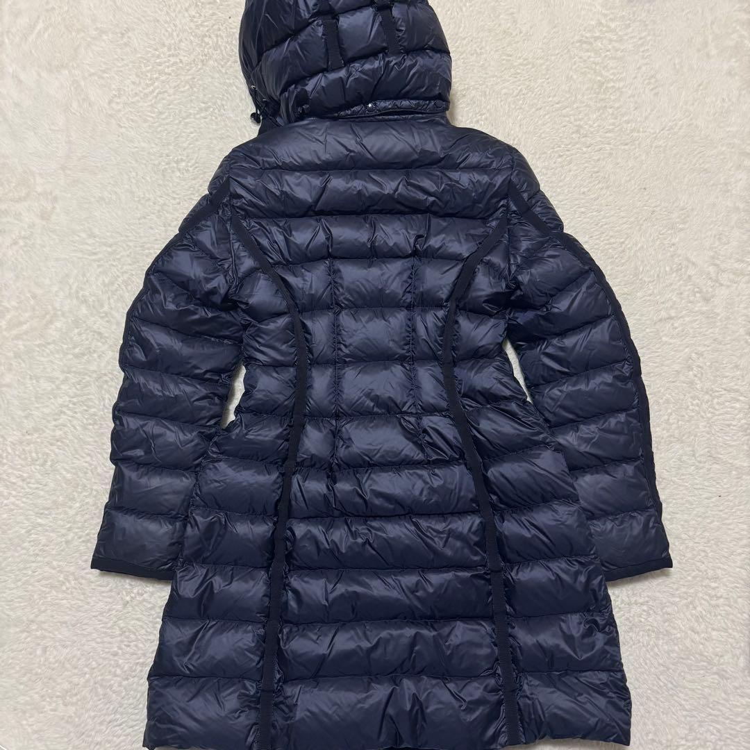 【即完売モデル】 極美品！モンクレール HERMINE ダウン ロゴワッペン
