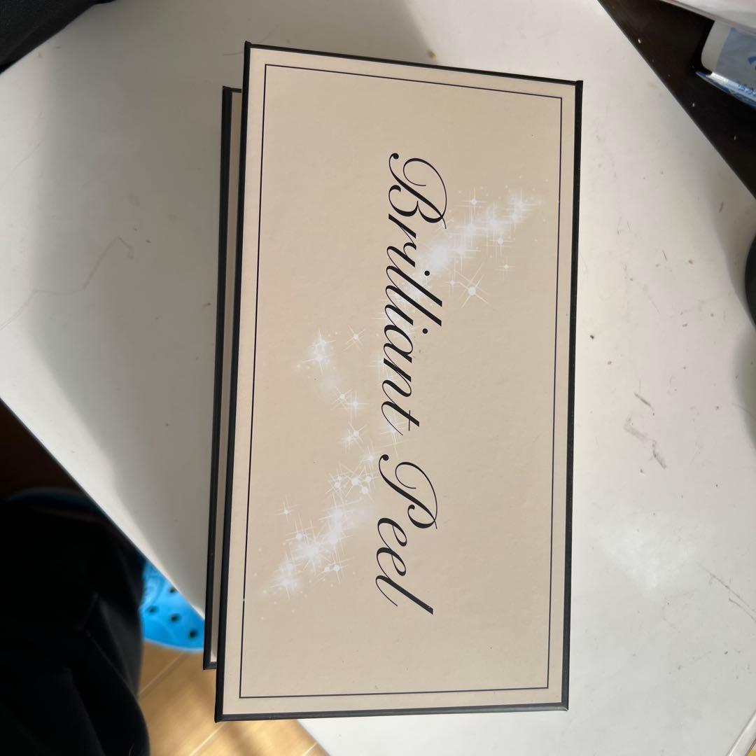 ウォーターピーリング 美顔器 ブリリアントピール 毛穴 超音波 日本製