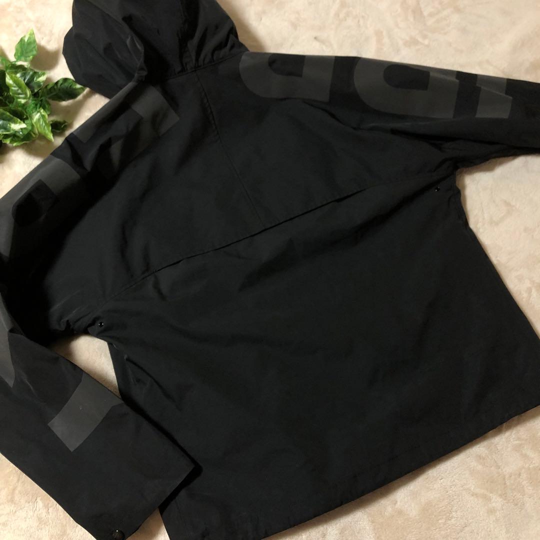 ★いる★美品　バーバリー　ナイロンジャケット　ブラック　ビッグロゴ