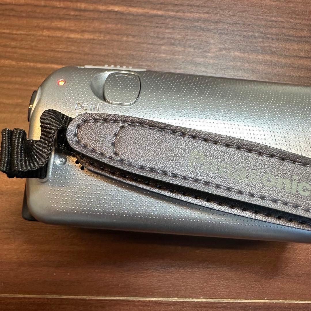 Panasonic HDC-TM25 ビデオカメラ 5344