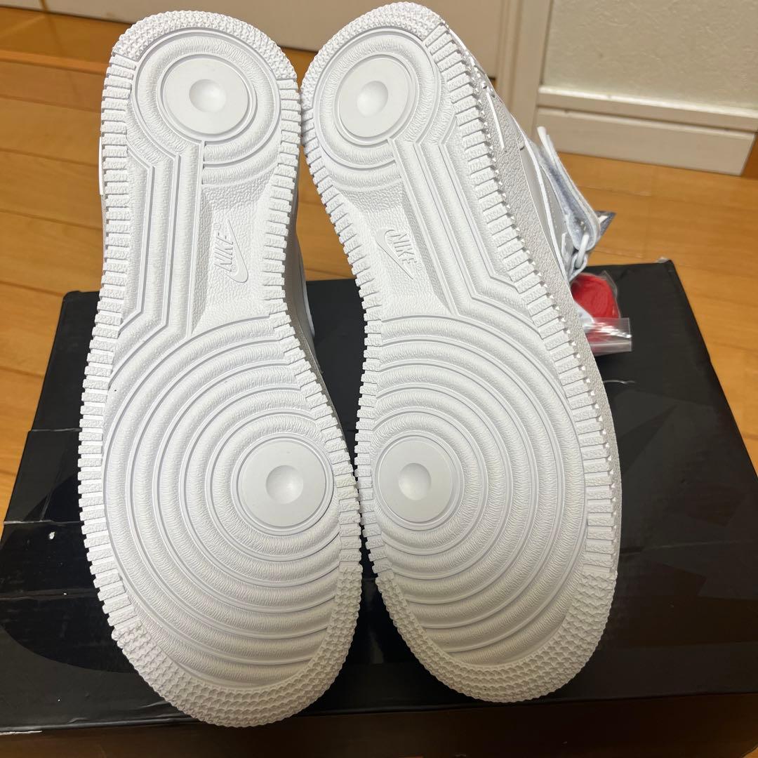 Nike Air Force 1 Supreme mid ホワイト