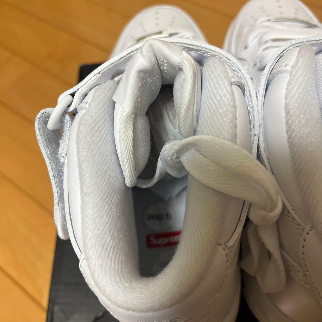 Nike Air Force 1 Supreme mid ホワイト