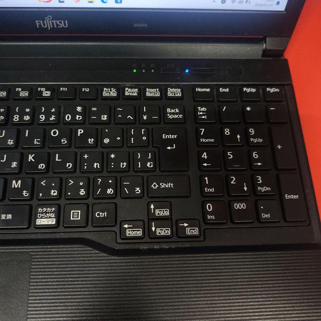 ノートパソコン Windows11オフィス付き　爆速SSD搭載 Core i5