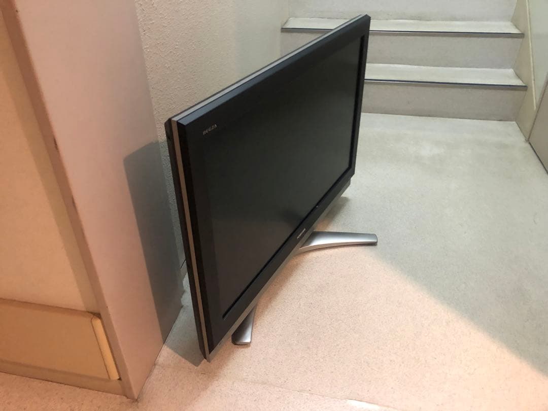 テレビ　東芝　TOSHIBA 37Z2000 送料込み