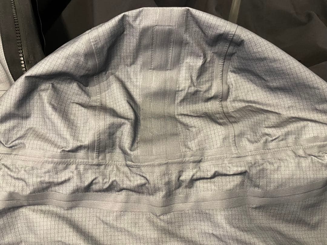 世界限定200着 tilak ACRONYUM ティラック アクロニウム M 黒