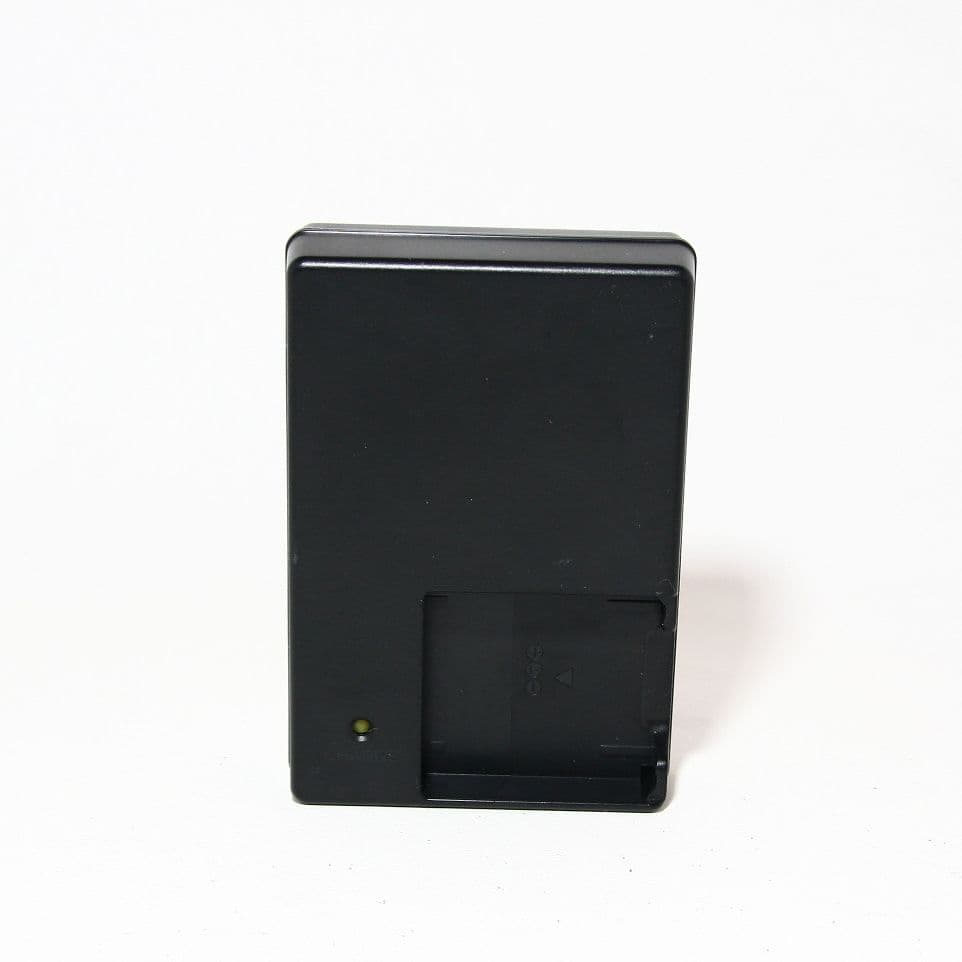 RICOH CX3 コンパクトデジタルカメラ 純正ケース付き 美品