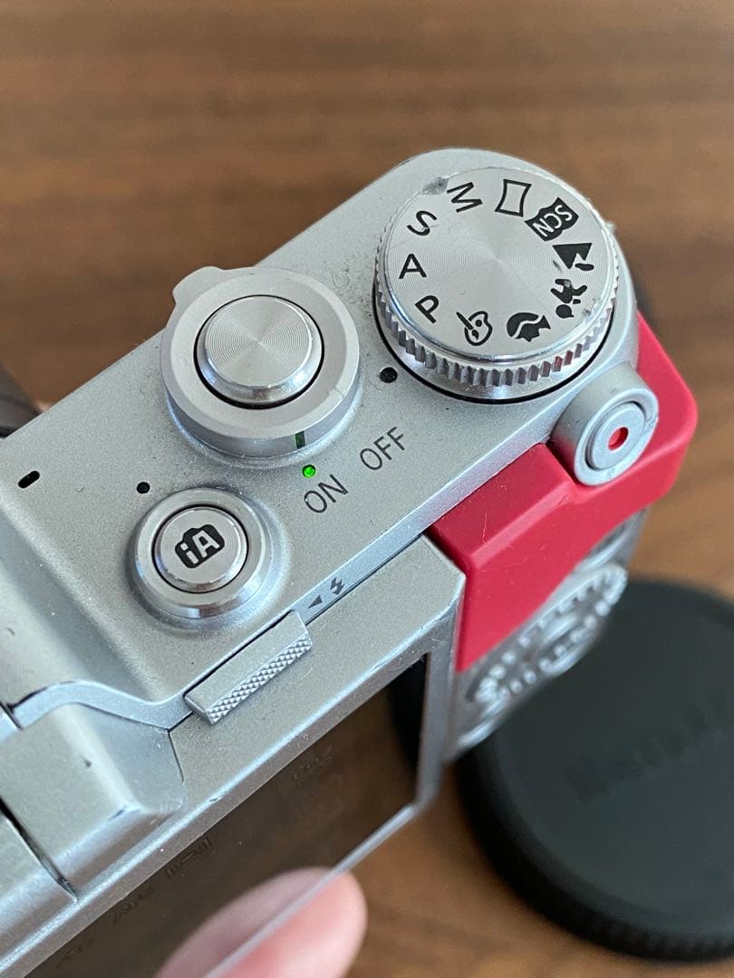 Panasonic LUMIX GF7ミラーレスカメラ 14-42mm 動作品