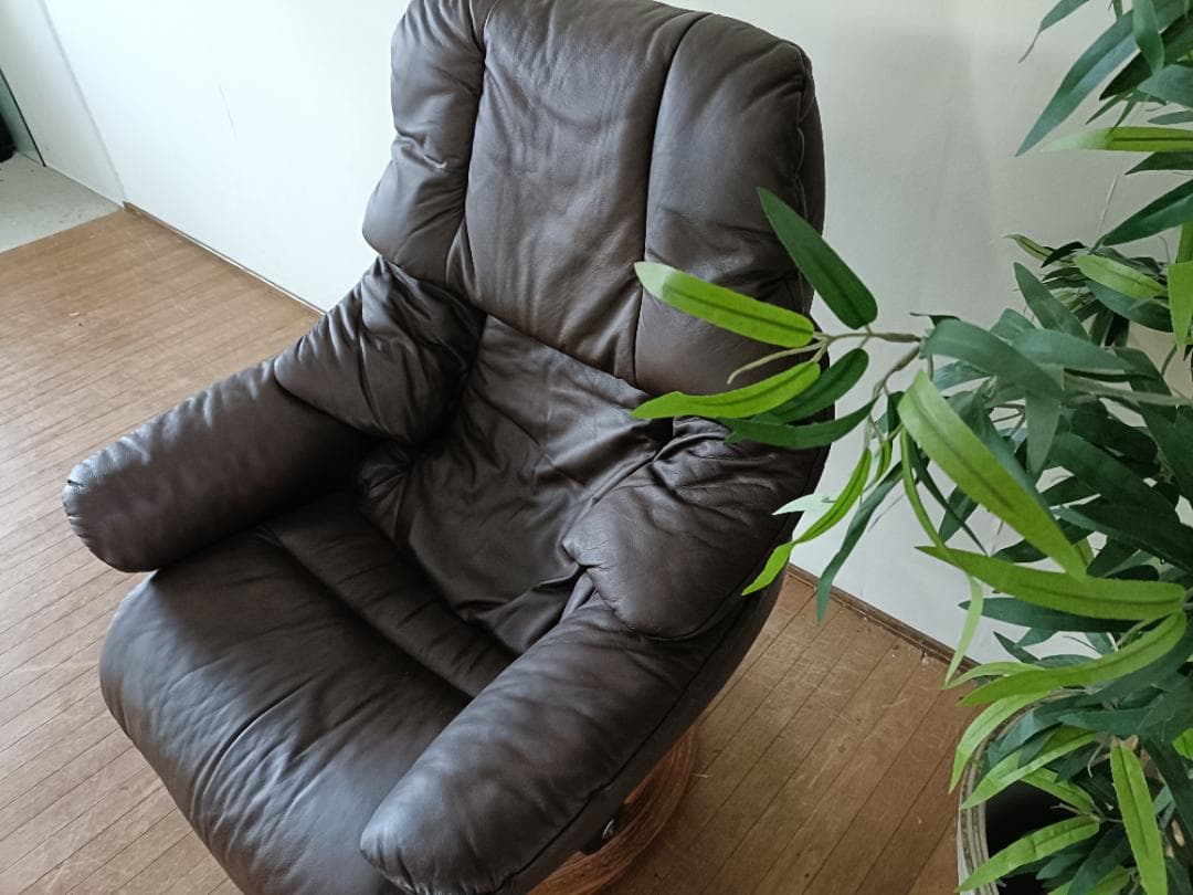 シンタロウ　エコーネス　レノ　クラシックM　ストレスレスチェア　本革　美品