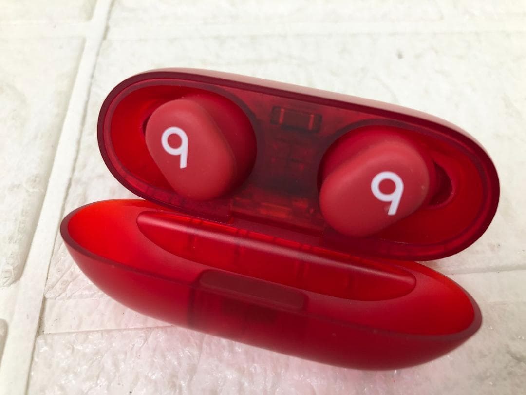 展示品！Beats Solo Buds トランスペアレントレッド