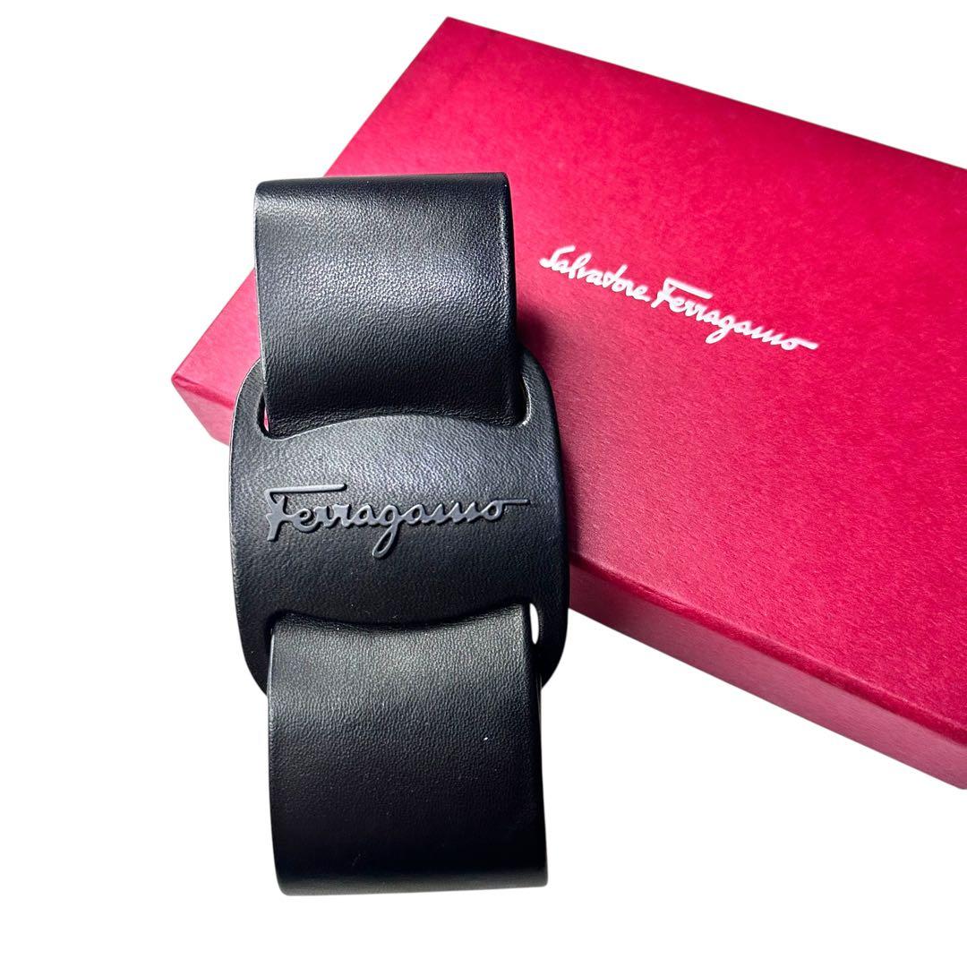 希少✨フェラガモSalvatore Ferragamo バレッタ ヴァラ・リボン