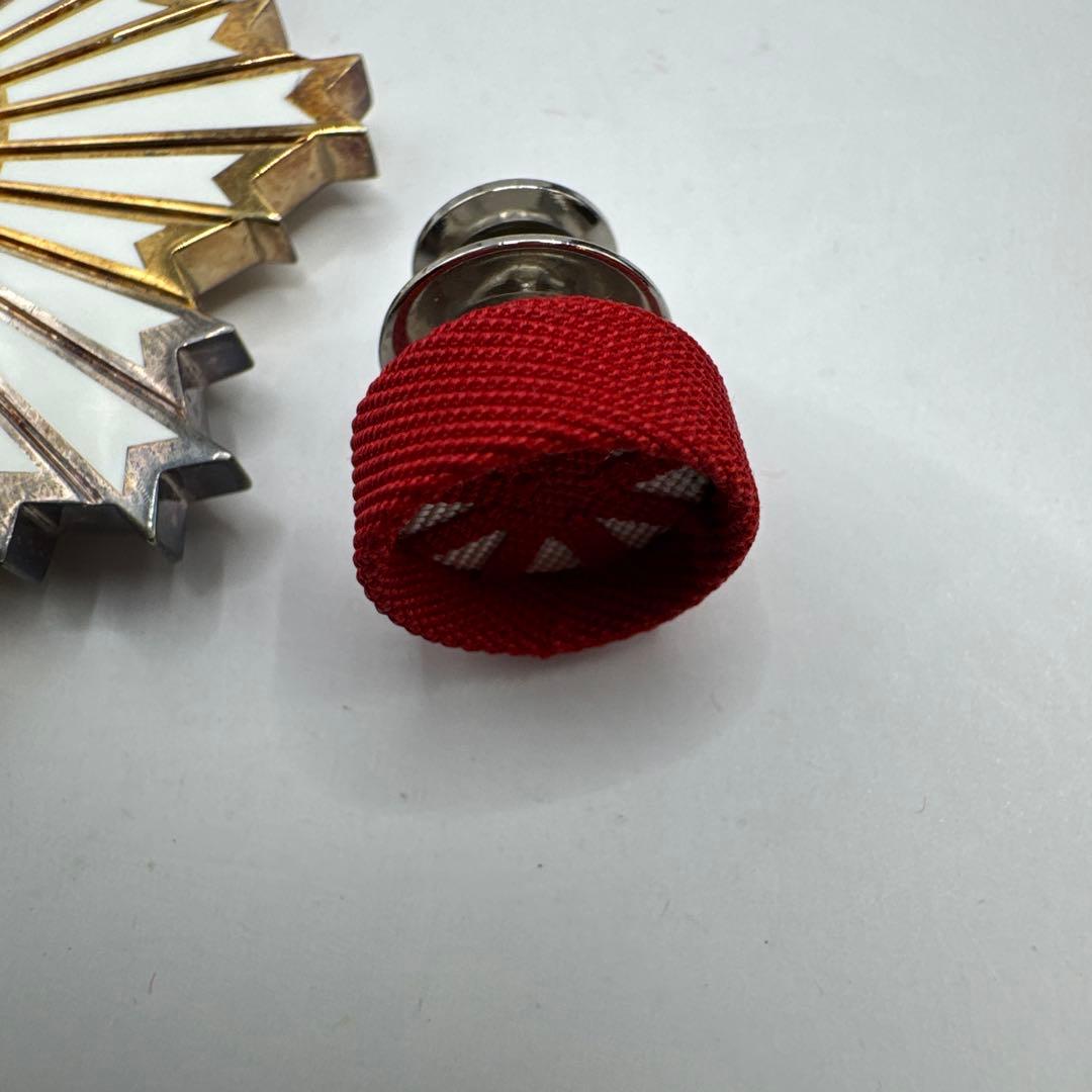 超美品✨勲章 勲五等単光旭日章 共箱 略章付き