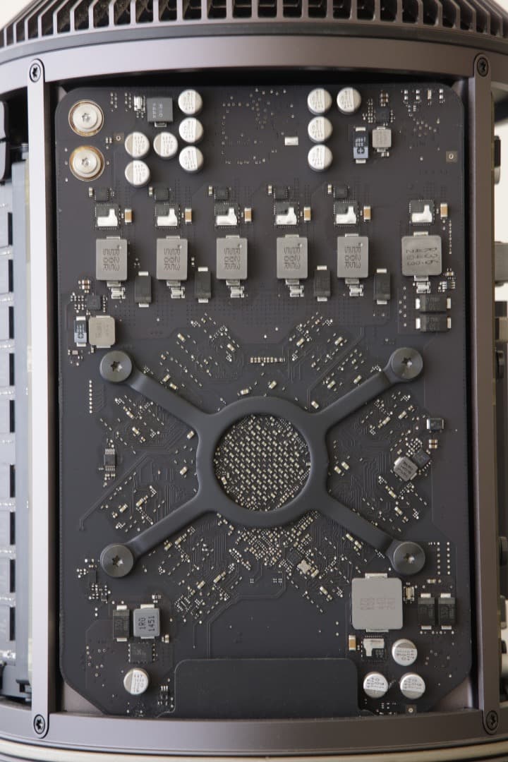 MacPro 2013 3.5GHz 6コア 32GB 1TB SSD