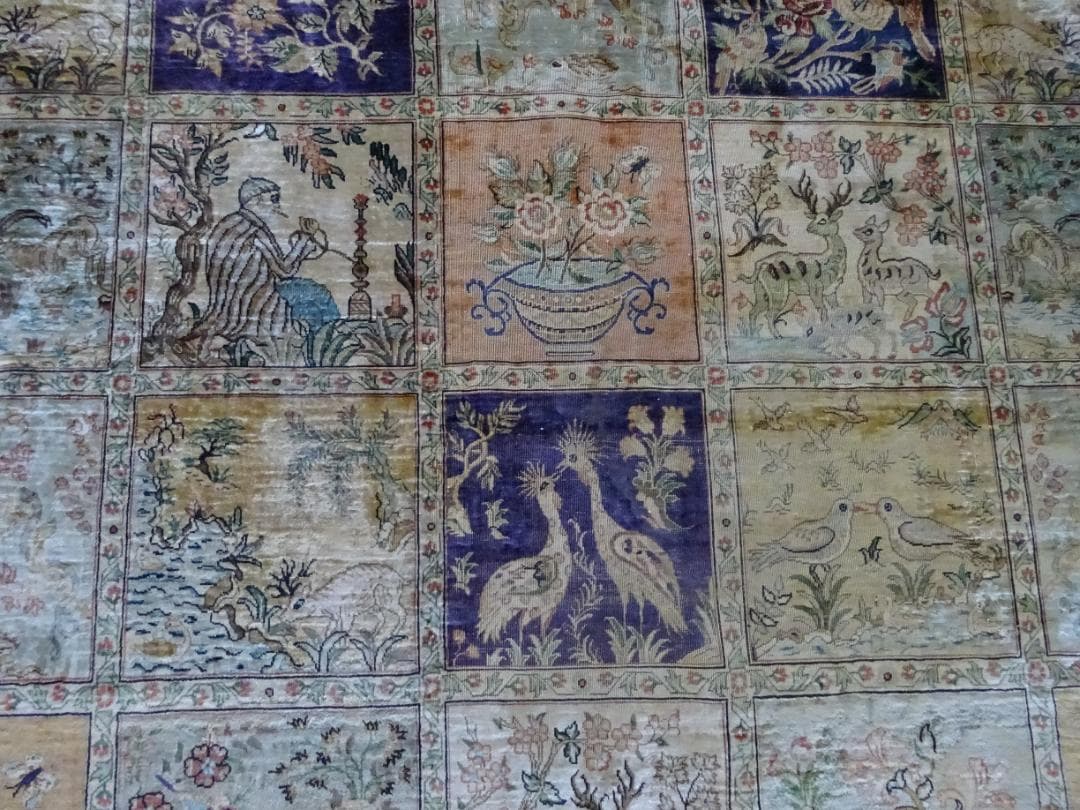 ペルシャ絨毯　シルク　307×246センチ　大判　インテリアラグ　カーペット