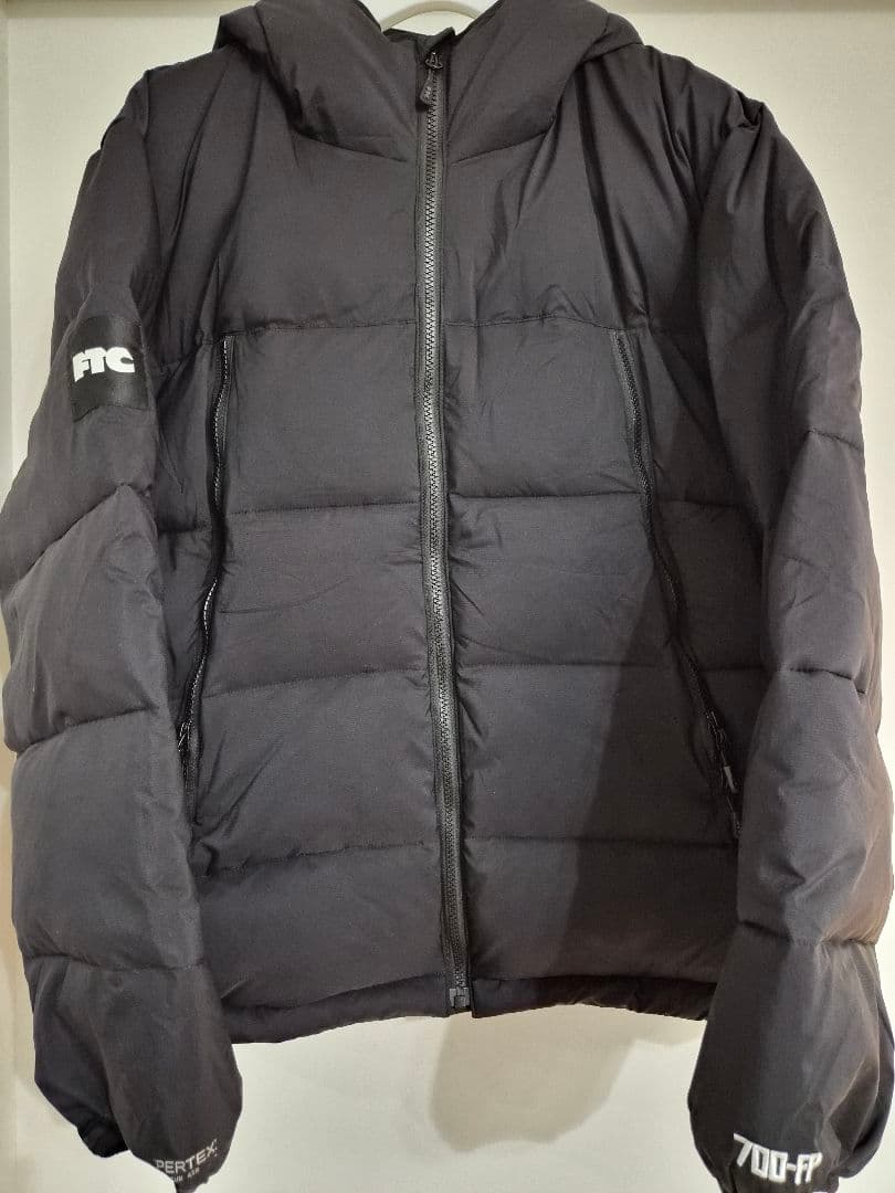 リ*ケ様 PERTEX® HOODED PUFFY JACKET BLACK L