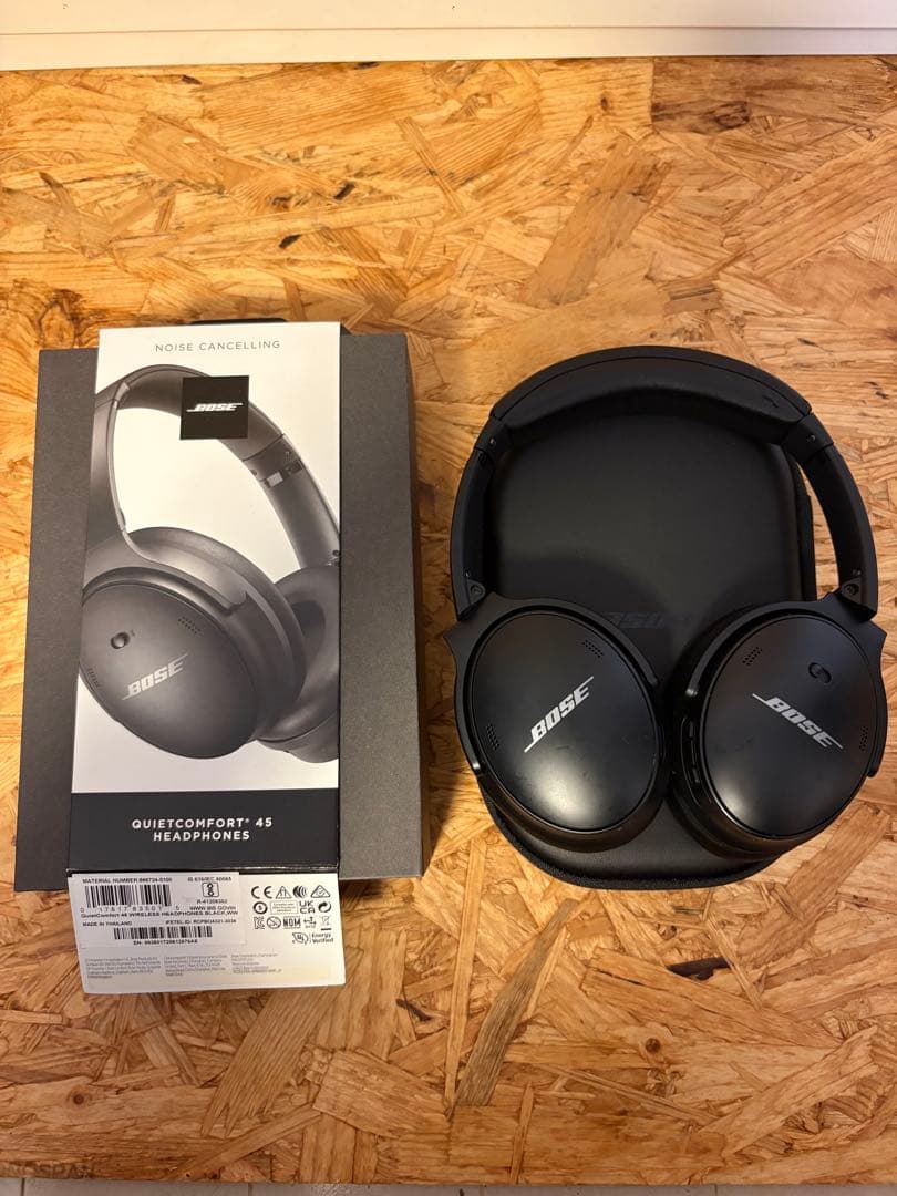 ヘッドホン BOSE QuietComfort45