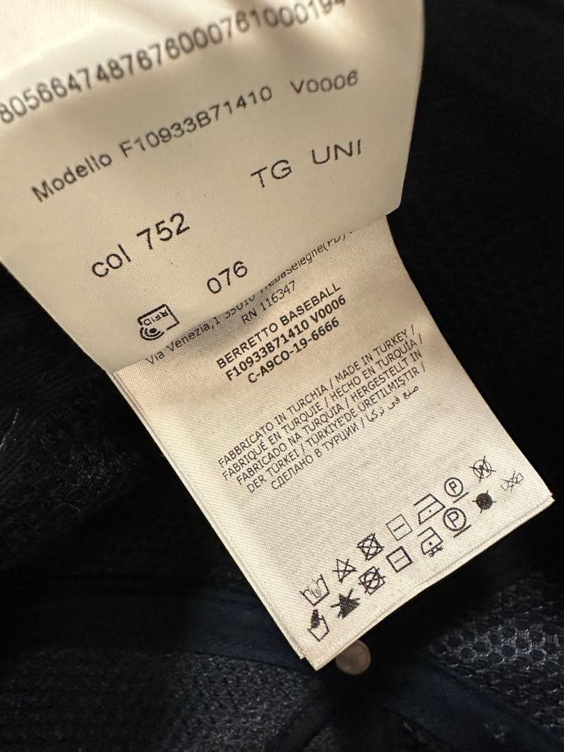 ⭐︎値下げ⭐︎[美品]正規品　MONCLER ネイビー　ベースボールキャップ