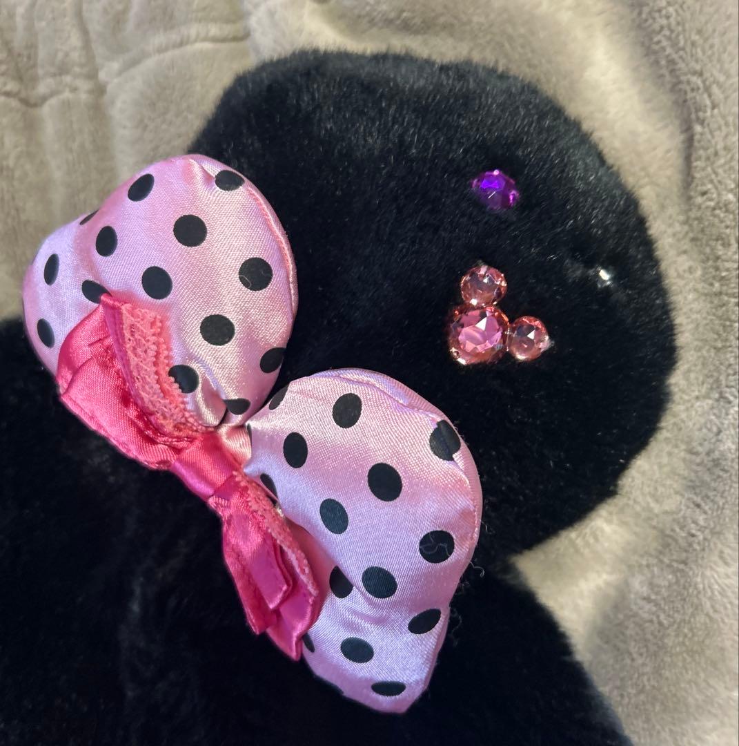 ディズニーファンキャップ☆ミニー☆黒ピンクビジュー付き帽子　ディズニーシー