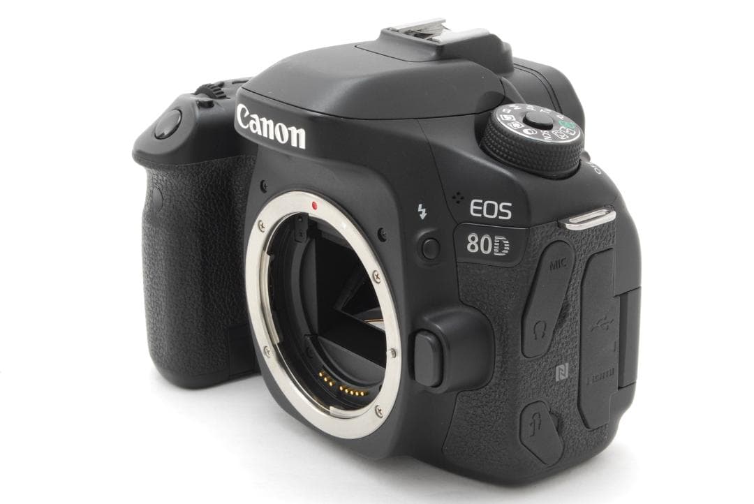 【美品】 Canon EOS 80D EF-S 18-135mm IS USM