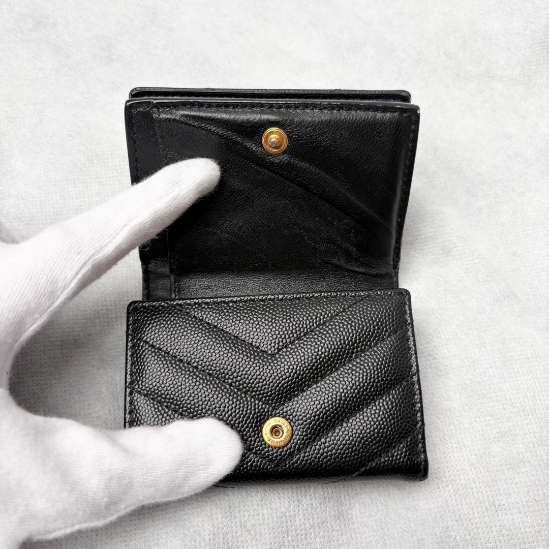 サンローラン 三つ折り財布 Vステッチ カサンドラ レザー オリガミ YSLロゴ