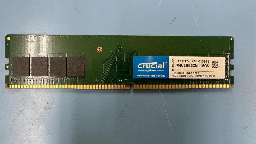 Crucial 16GB×2 (32GB) DDR4 2666MHz メモリー