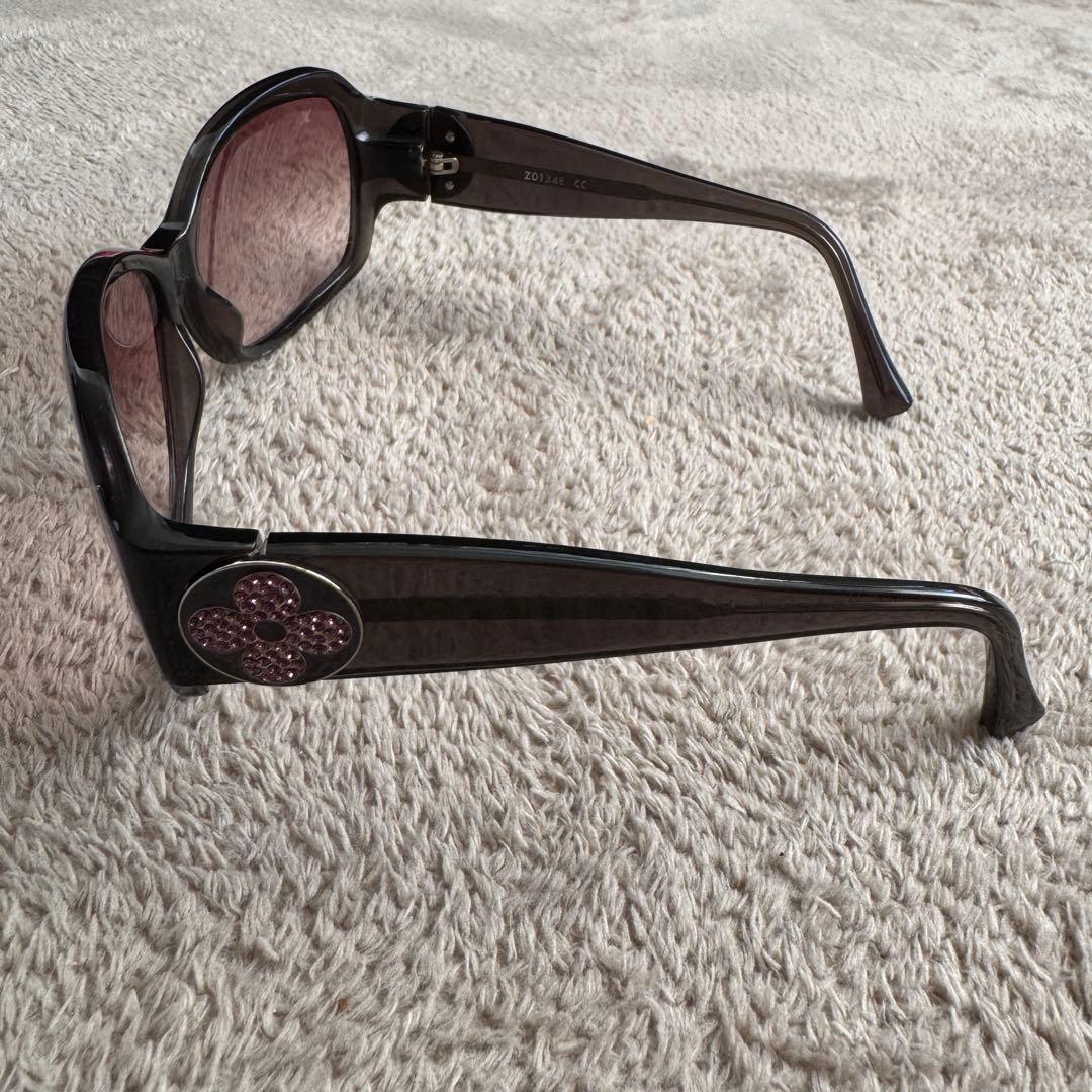 Louis Vuitton ウルスラストラスサングラス パープル Z0134E