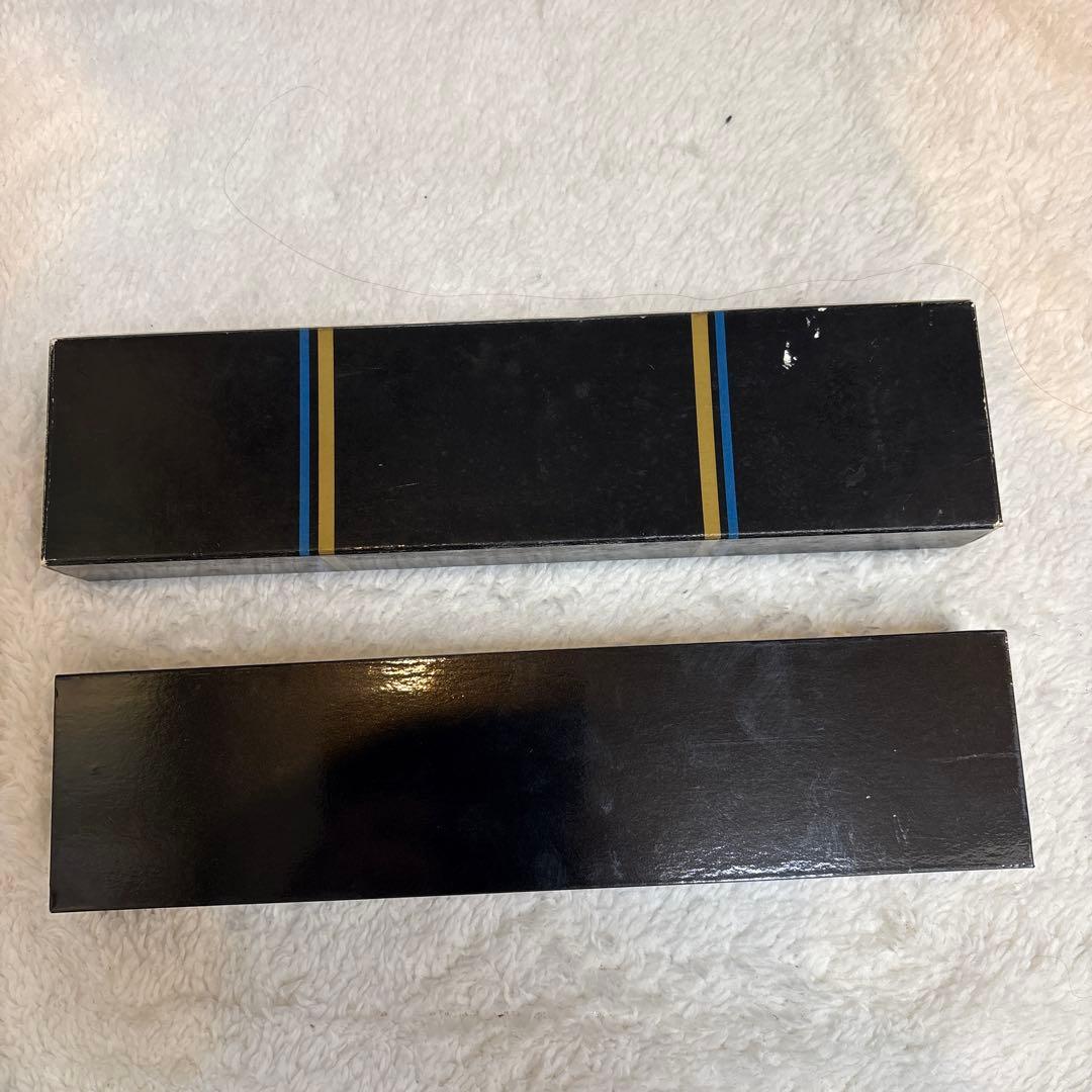 YSL イヴサンローラン時計　箱とコマ付き