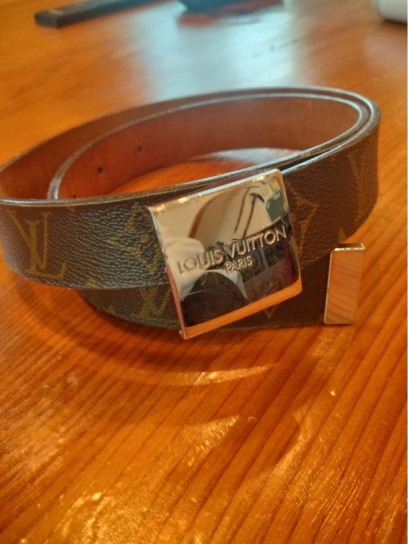 LOUIS VUITTON モノグラム レザーベルト