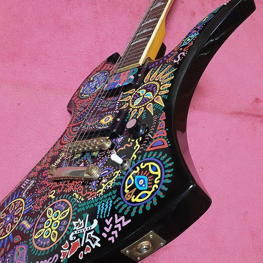 【良・美品】サイケペイント・hideモデル。モッキンバードエレキギター。