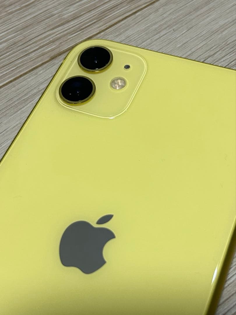 Apple iPhone11 本体 イエロー　128GB SIMフリー