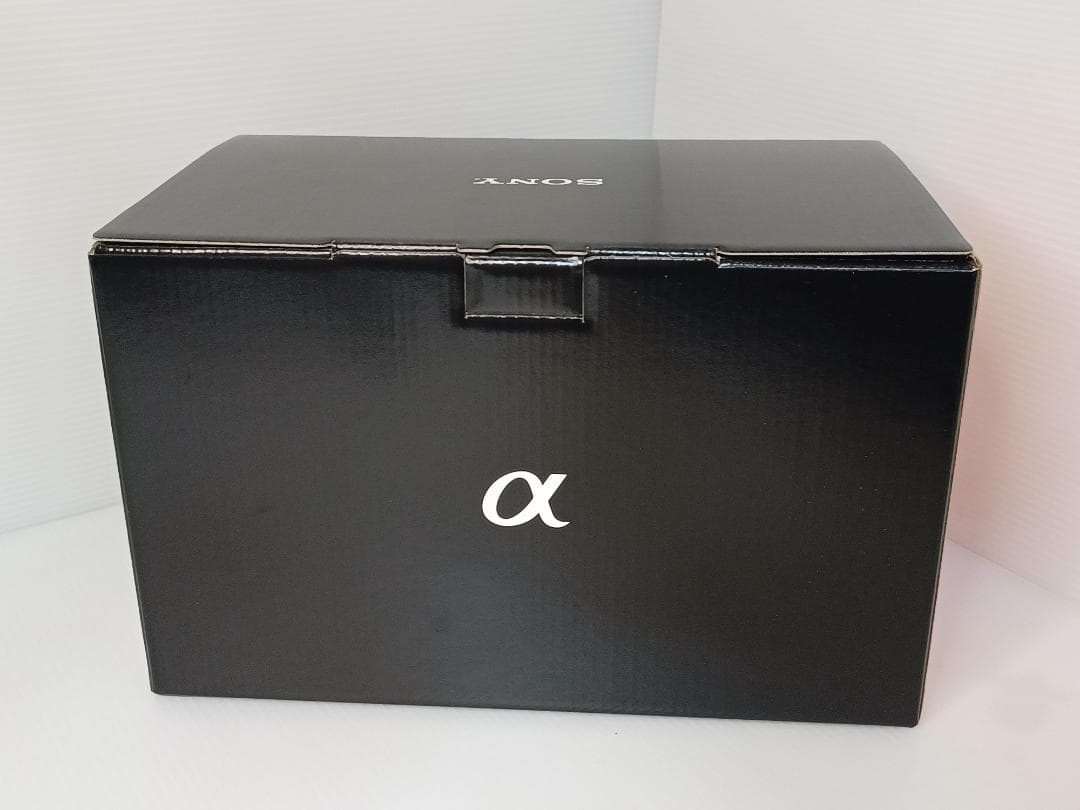 【未使用】ミラーレス一眼 SONY α7IV（ILCE-7M4K） レンズキット