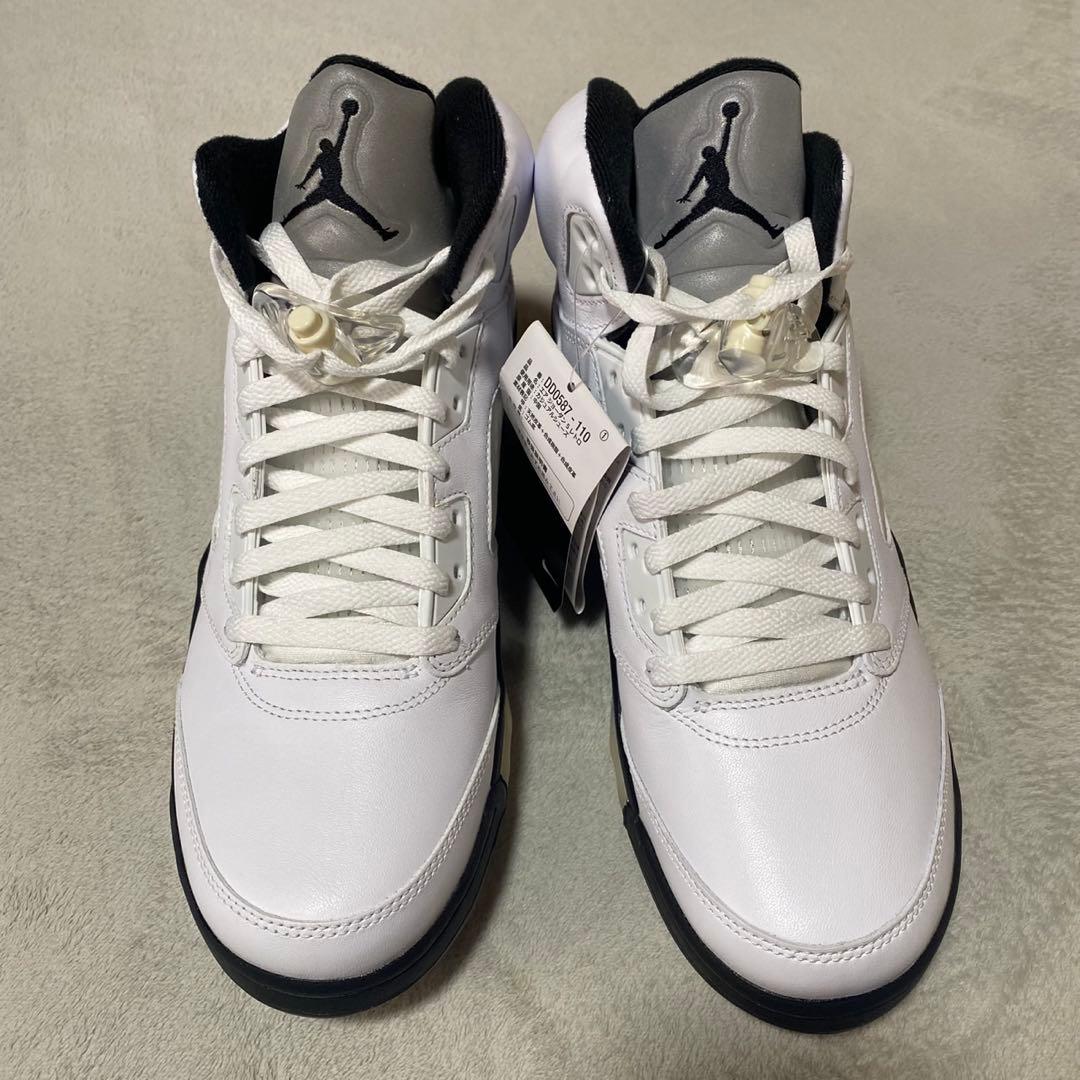 新品 ナイキ エアジョーダン 5 レトロ