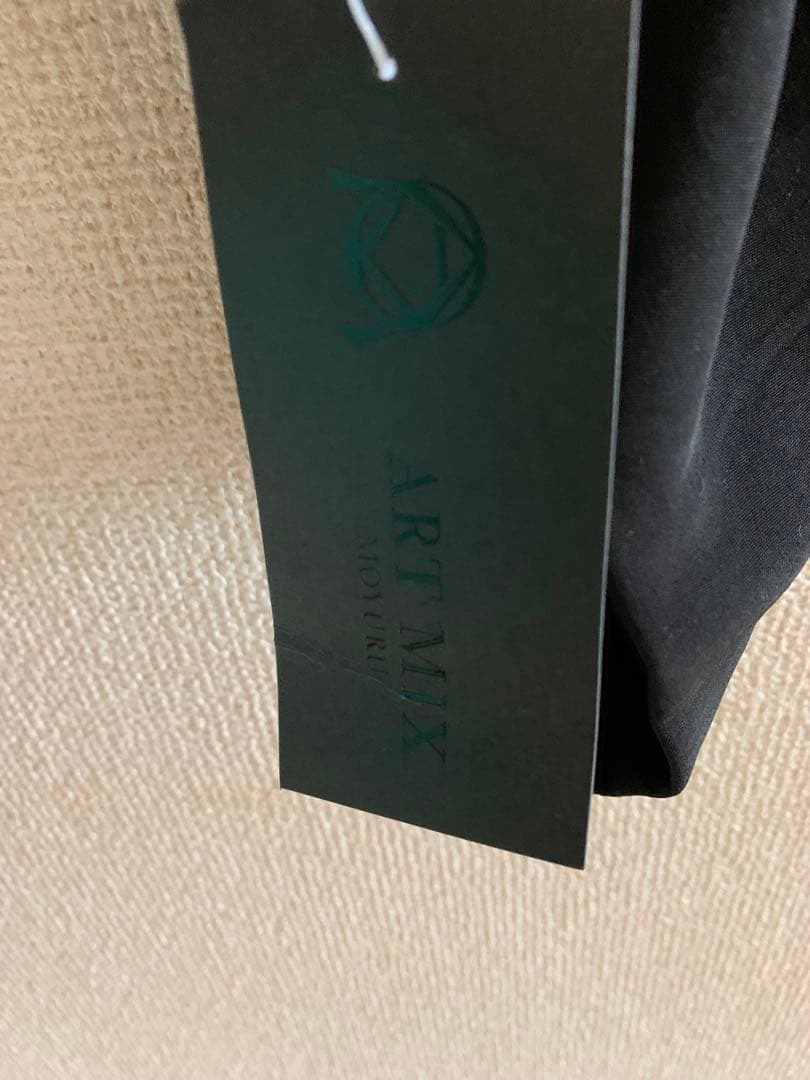 未使用　萌 MOYURU ショート丈　ジャケット　オーバーサイズ　ブラック