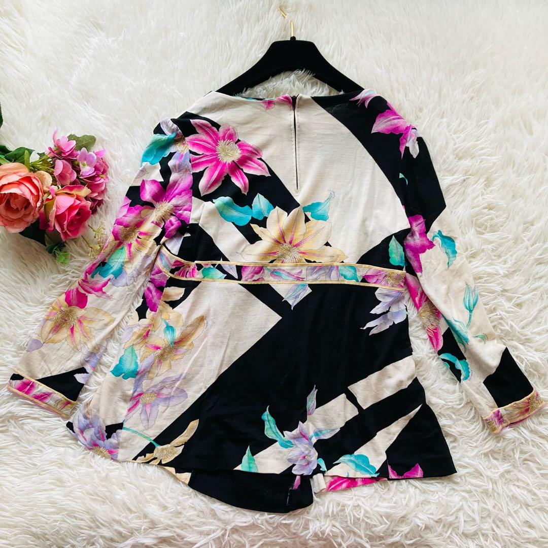 ✨レオナール ✨トップス　花柄　トリム　七分丈　サイズ40