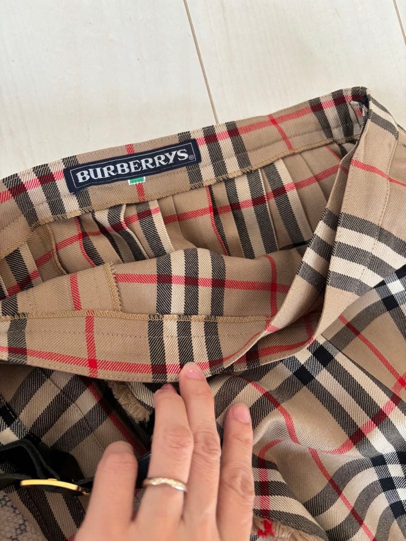BURBERRY バーバリー 巻きスカート プリーツ膝下