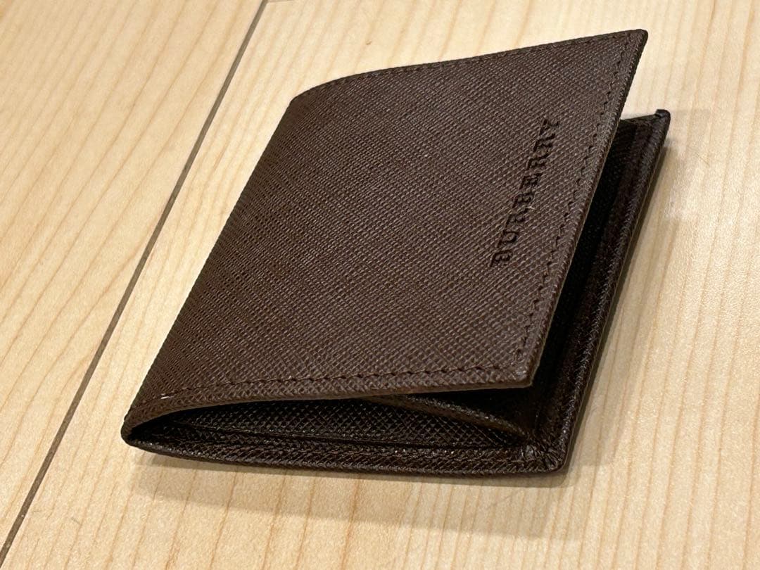 【やうひち樣】Burberry/ケース/新品未使用箱付き