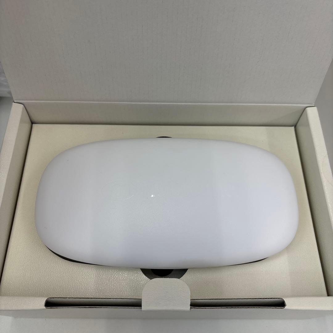 moisteane IV(モイスティーヌフォー)美顔器 ホワイト 白