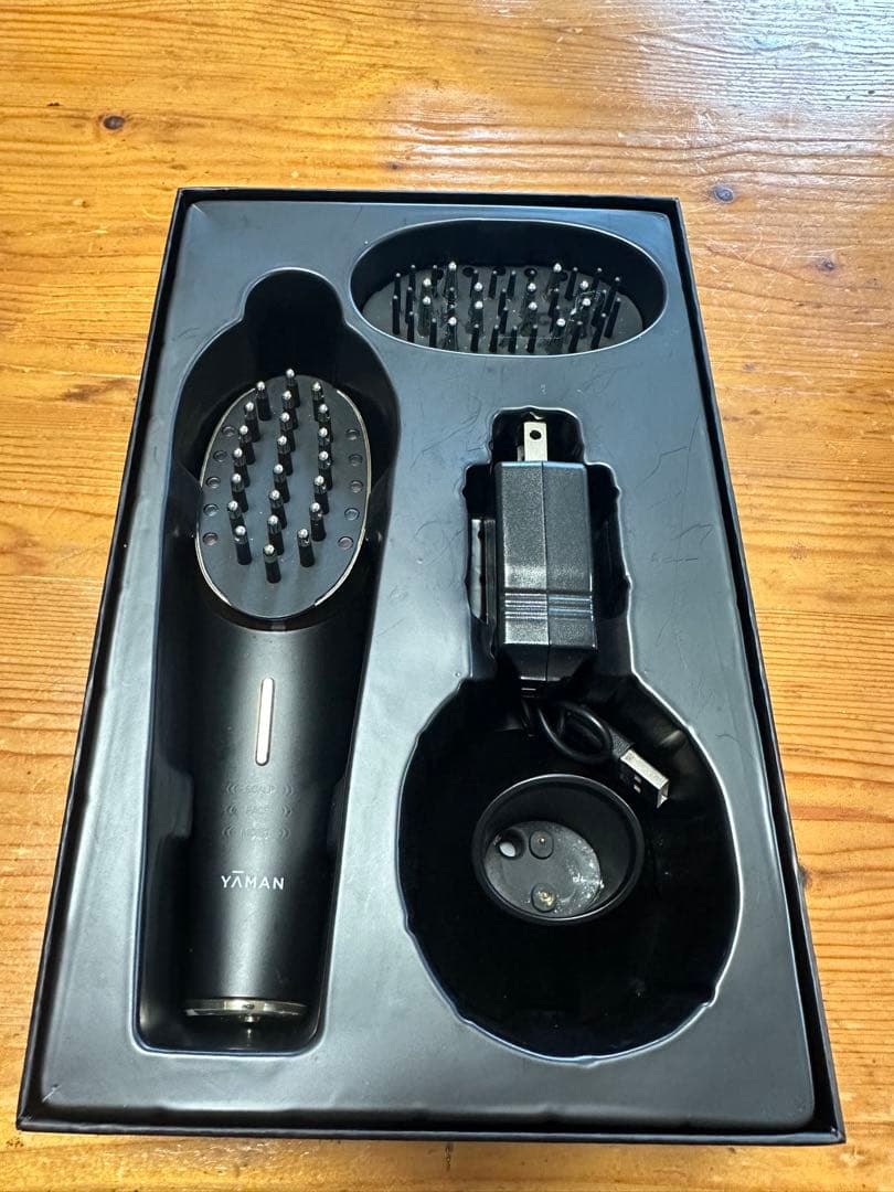 た*ま様 YAMAN ヴェーダスカルプブラシ　for salon