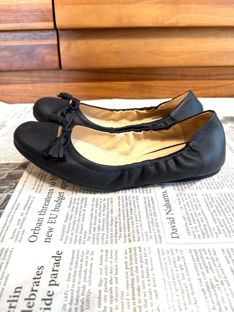PRADA フラットシューズ　23センチ