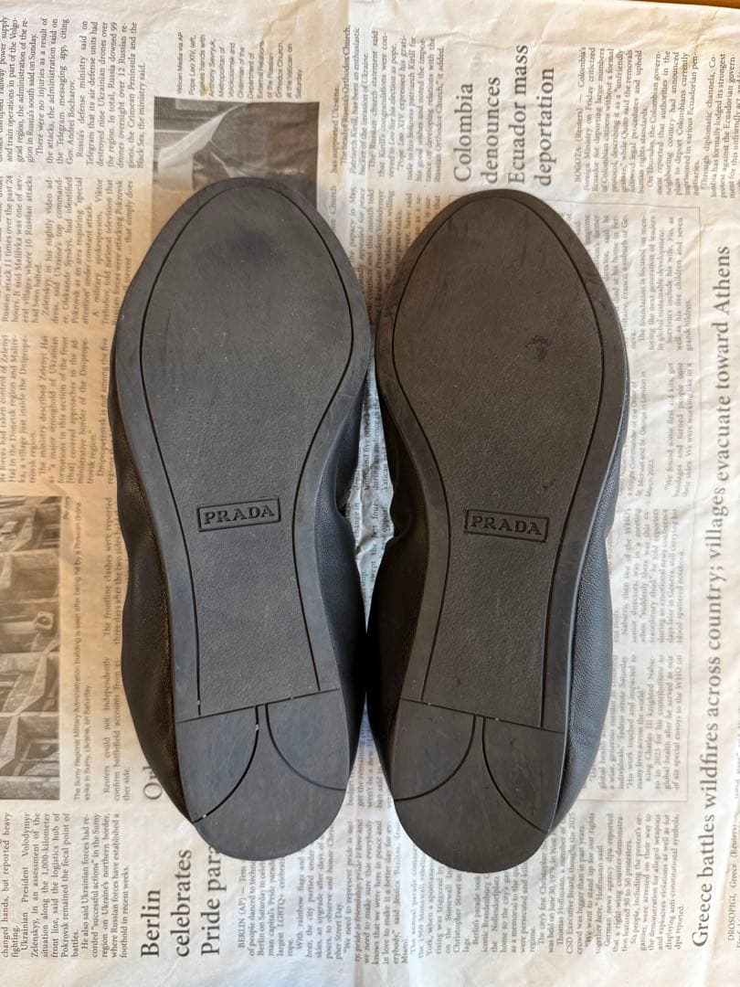 PRADA フラットシューズ　23センチ