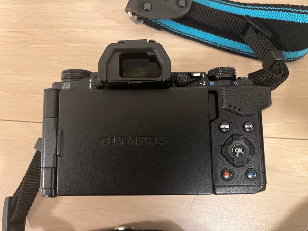 く*猫様 OLYMPUS OM-D E-M5 Mark II レンズ2本付