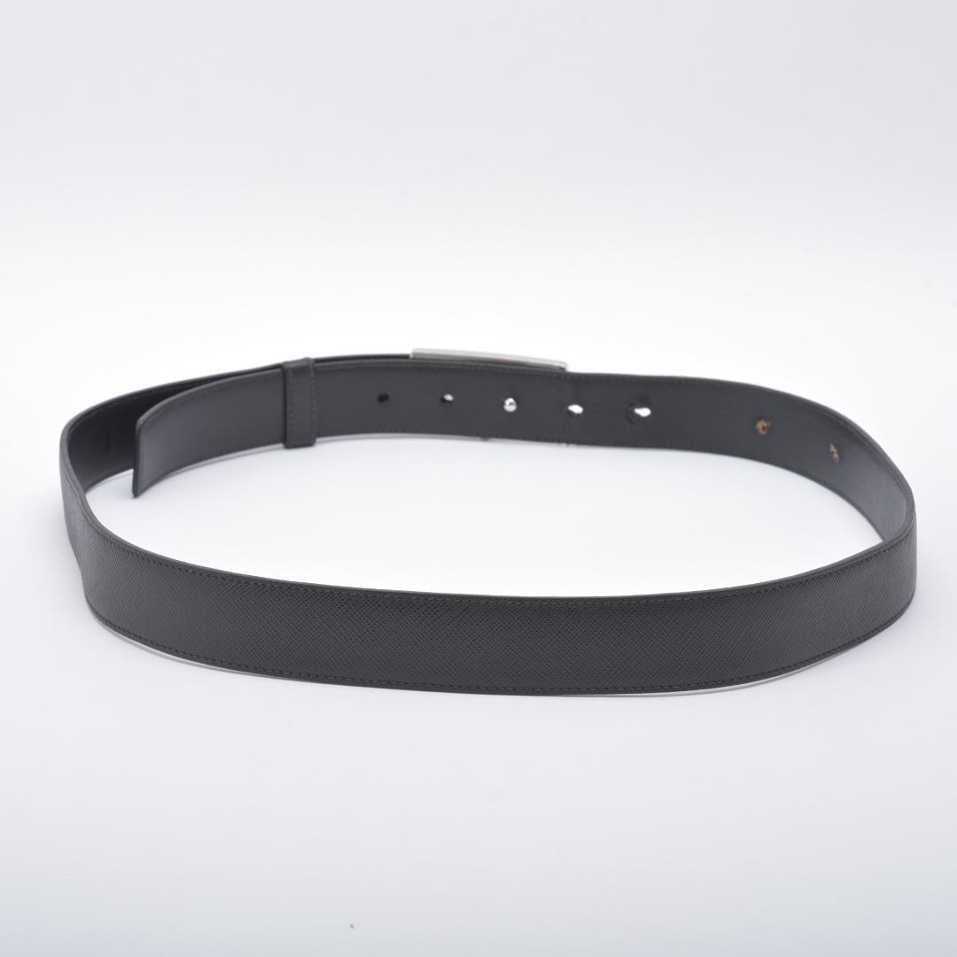 美品 PRADA プラダ ベルト ブラック サフィアーノレザー 三角プレート
